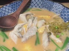 -荣家黄鱼面(前滩太古里店)