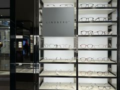 -LensCrafters亮视点·OAKLEY精选(静安嘉里中心店)