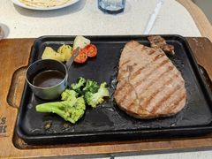 -必胜客(阿罗海店)