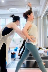 -亚太瑜伽普拉提学院