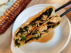 韭菜粉条豆腐鸡蛋菜煎饼-山东菜煎饼(银泰城店)