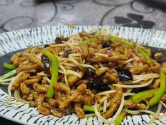 -天天向上素食餐厅(五台山店)
