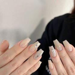 -Rena nail 美甲美睫私人定制