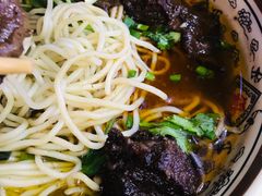 -重庆小面·抄手(解放碑好吃街店)