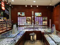 -广信眼镜·蔡司授权店(东汇城店)