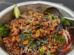 -周良天山牛杂城(天山路总店)
