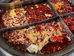 九宫格锅底-化龙桥九宫格火锅(清水河店)