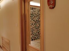 -尚源温泉水汇