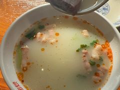 -老天桥酱肉烧饼夹肘子(天桥店)