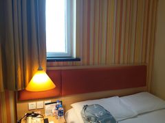 -如家酒店·neo(北京传媒大学西门传媒地铁站店)