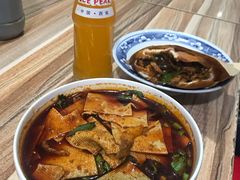 -老字号杨坡红油米线腊汁肉夹馍(东四道巷店)