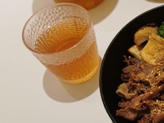 蜜桃乌龙茶-牛邸·烧肉饭(来福士店)