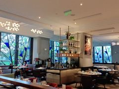 -港丽餐厅(高德置地店)