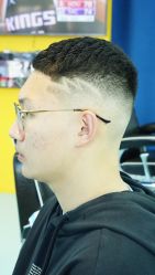 -DL BARBERSHOP男士理发店