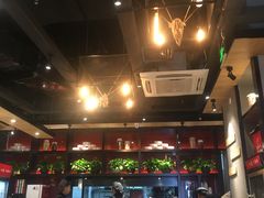 -渝是乎川渝小炒(新世界百货望京店)