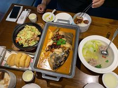 -小马哥融合菜(延安大街店)