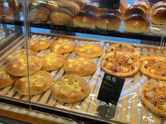 -Dough&Joe团憩(瑞虹天地月亮湾店)