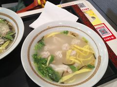 骨汤鲜肉小馄饨-永和大王(春日上新·阜成门店)