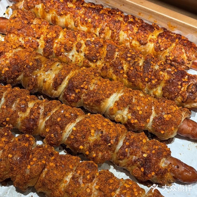 救命！！！从小吃到大的面包店又开新店了！！！