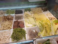 -红渡小香·牛肉麻辣香锅(车站南路店)
