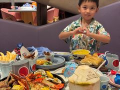 -水桶王国主题餐厅·聚会·生日派对·亲子活动·家庭套餐(亚龙湾希尔顿店)