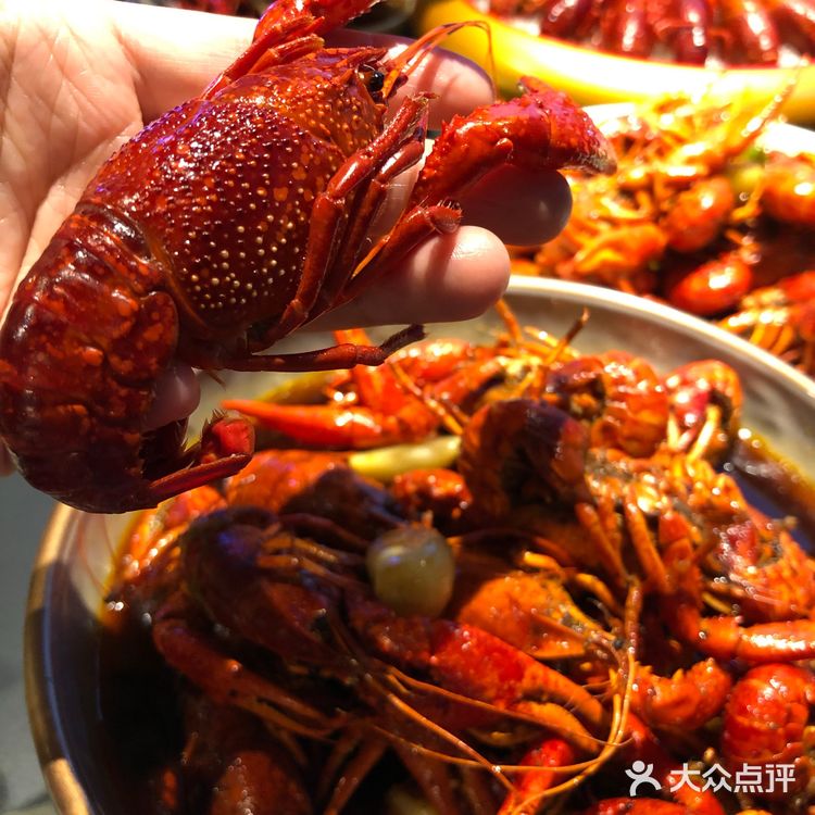 (音乐🎵+小龙虾🦞+啤酒🍻) = perfect 夏日夜宵