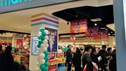 -爱婴室(上海嘉定罗宾森广场店)