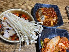 -鑫釜山海鲜烧烤(鑫丰国际店)