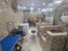 -汪小喵宠物·戴维斯乐芳希施宠馨宝皮毛调理洗护店