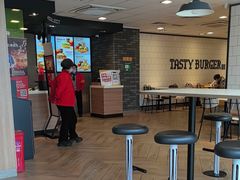-麦当劳(西站店)