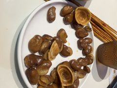 -钢管厂五区小郡肝串串香(蜀都万达店)