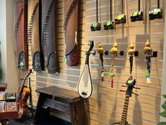 -柏斯音乐艺术中心·钢琴·吉他(上音店)