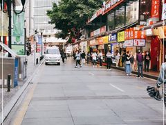 -八一路好吃街(雨田商务大厦店)
