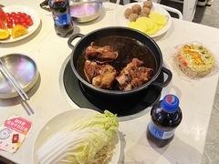 -运气牛自助酱大骨火锅(南京东路店)