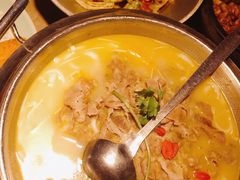 酸汤肥牛-新白鹿餐厅(金鹰新街口店)