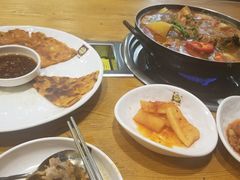-喇喇排骨火锅·传统韩式脊骨汤(望京西园总店)