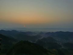 -紫鹊界梯田景区