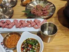 -青瓦餐厅·生鱼片·韩园烤肉(西塔店)