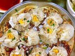 煎蛋黄鲜肉烧麦-饨顿香馄饨