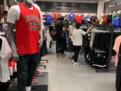 -NIKE北京马连道换季优惠店