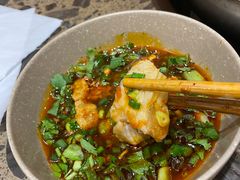 -肖肖酸萝卜鱼火锅(总店)