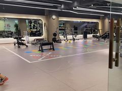 -英派斯健身旗舰店(海信国际中心馆)