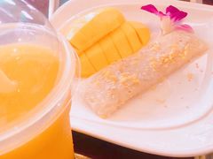 -Dang restaurant (patong phuket)