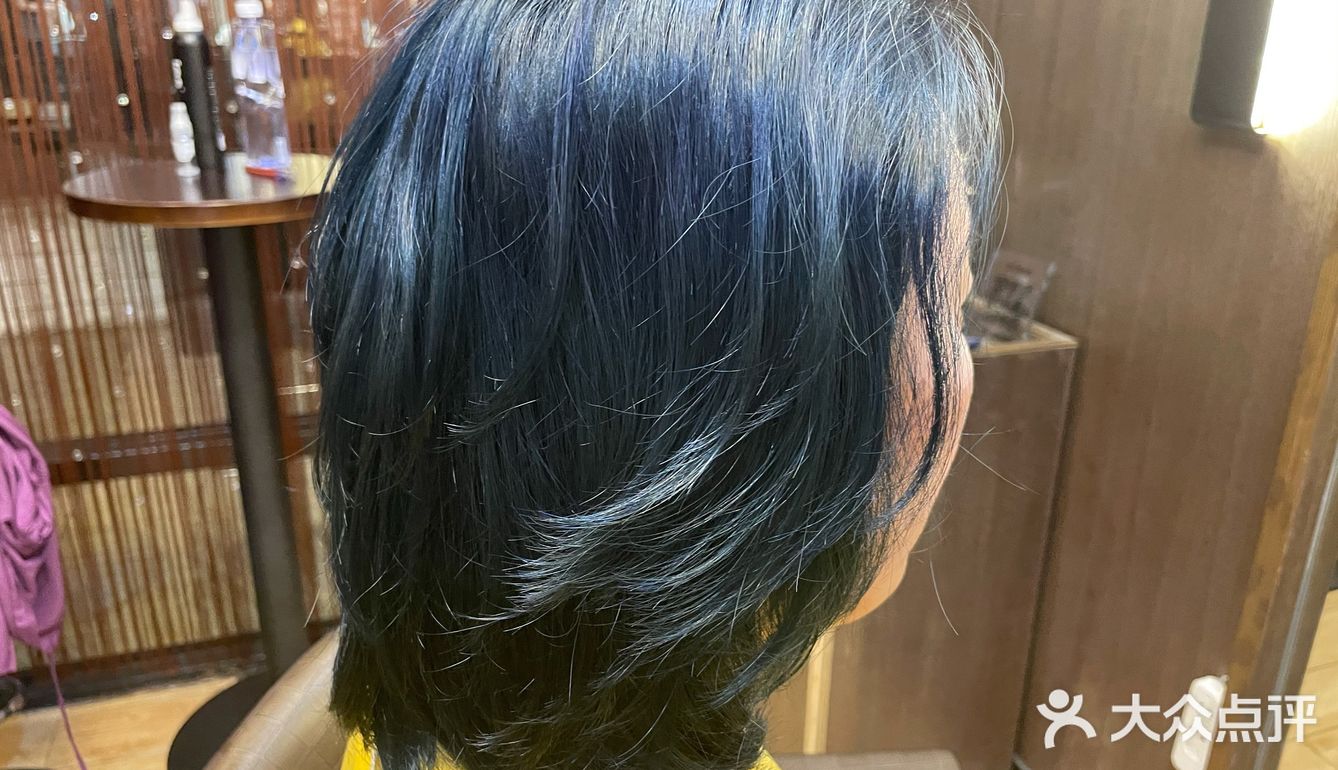 和蓝黑色。耗时大概有五个小时