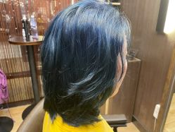 -首脑美发沙龙