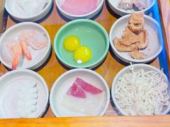 -良米山·云南野生菌过桥米线(上海首店)