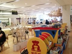 -新华书店(保利水城店)