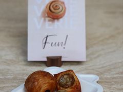 -VERIE BAKEHOUSE