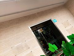 -全家便利店(虹桥路四店)