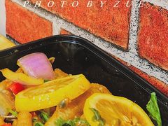柠檬鸡爪-胖胖板凳面